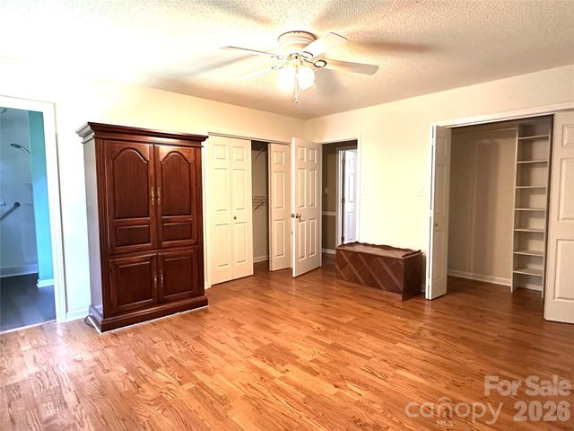 1724 Wellington Avenue, Newton, NC 28658