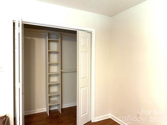 1724 Wellington Avenue, Newton, NC 28658