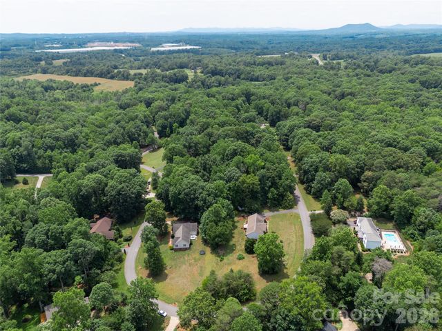 1724 Wellington Avenue, Newton, NC 28658