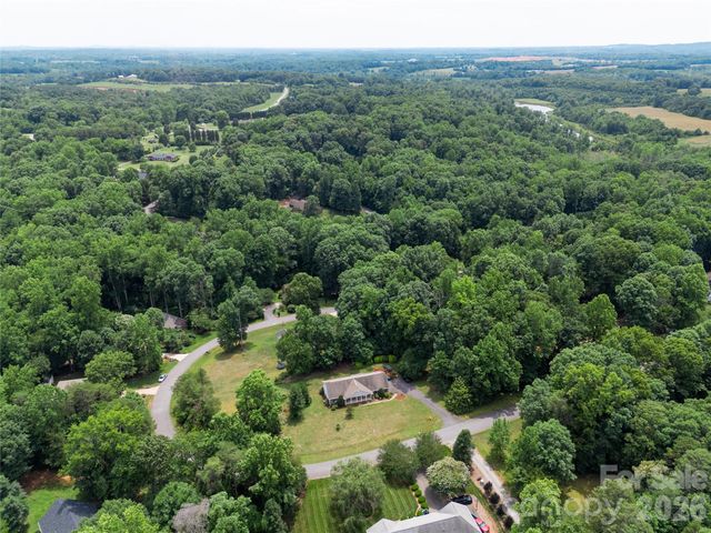1724 Wellington Avenue, Newton, NC 28658