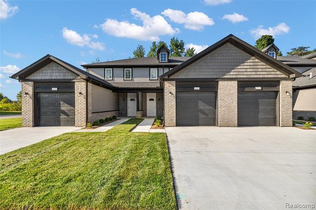 28259 Loews Drive Unit 2B, New Baltimore, MI 48051