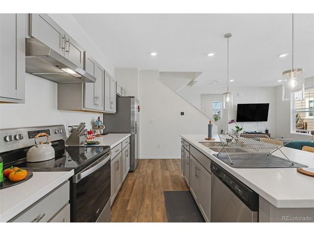 6084 N Malta St, Aurora, CO 80019