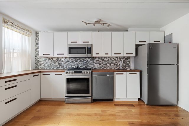 213 E 120TH Street, New York City, NY 10035