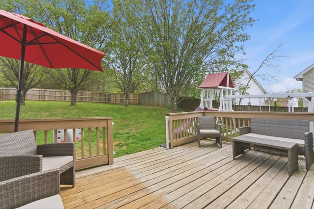 1021 Ridge Trl, Goodlettsville, TN 37072
