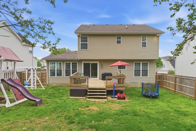 1021 Ridge Trl, Goodlettsville, TN 37072