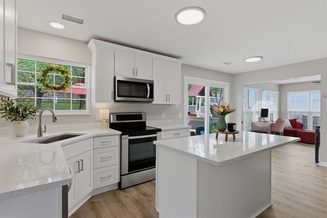 1021 Ridge Trl, Goodlettsville, TN 37072