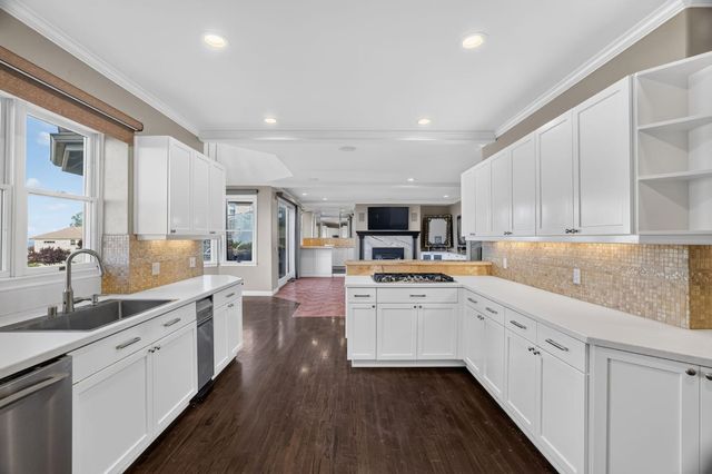 281 Powers Dr, El Dorado Hills, CA 95762