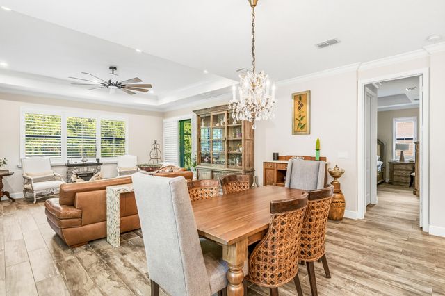 1653 Willows Square, Vero Beach, FL 32966