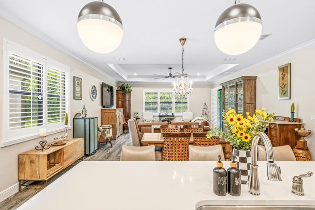 1653 Willows Square, Vero Beach, FL 32966