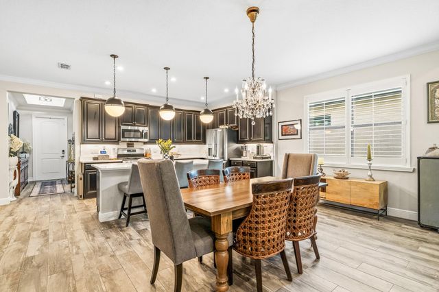 1653 Willows Square, Vero Beach, FL 32966