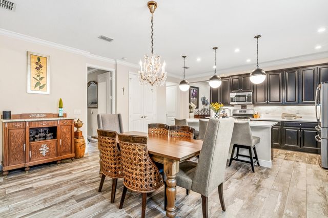 1653 Willows Square, Vero Beach, FL 32966