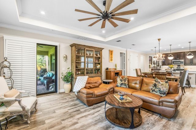 1653 Willows Square, Vero Beach, FL 32966