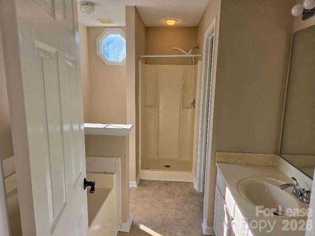 5325 Timbertop Lane, Charlotte, NC 28215