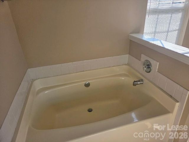 5325 Timbertop Lane, Charlotte, NC 28215