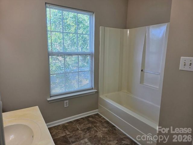 5325 Timbertop Lane, Charlotte, NC 28215