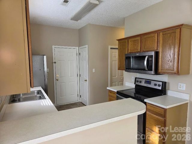 5325 Timbertop Lane, Charlotte, NC 28215