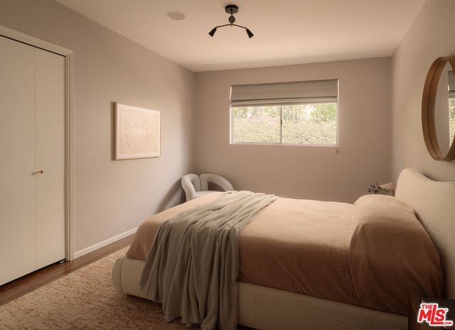 1529 Raymond Avenue, Glendale, CA 91201