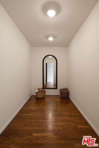 1529 Raymond Avenue, Glendale, CA 91201