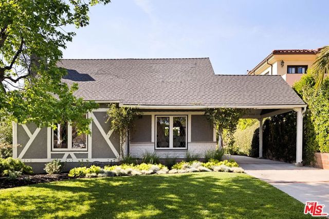 1529 Raymond Avenue, Glendale, CA 91201