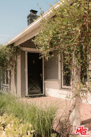 1529 Raymond Avenue, Glendale, CA 91201