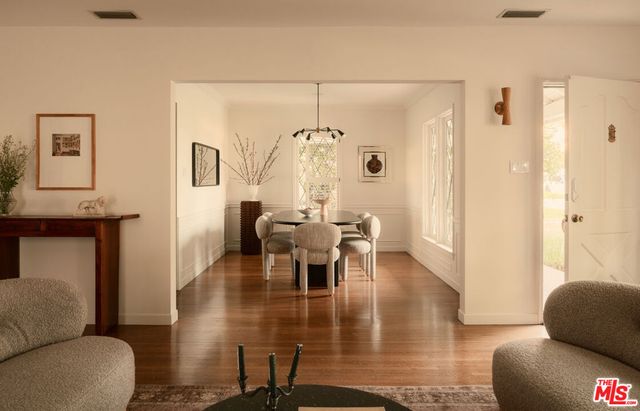 1529 Raymond Avenue, Glendale, CA 91201