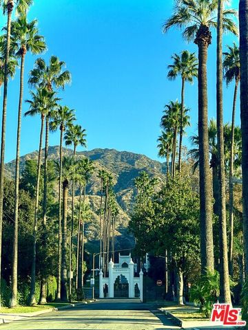 1529 Raymond Avenue, Glendale, CA 91201