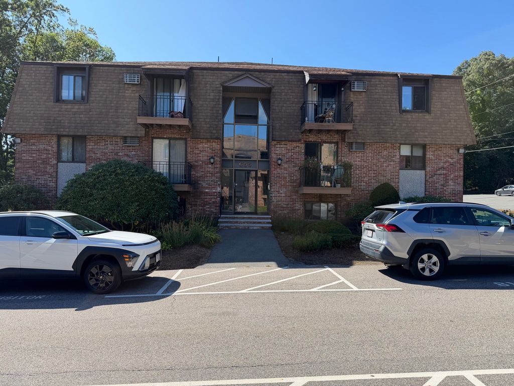 655 West Lowell Avenue 12, Haverhill, MA 01832