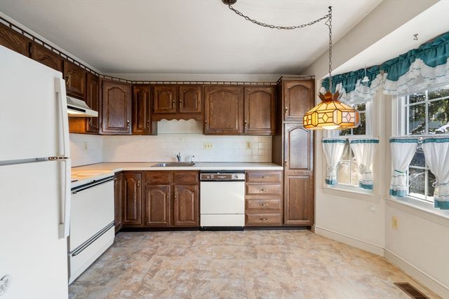 210 Belmont St 2, Watertown, MA 02472