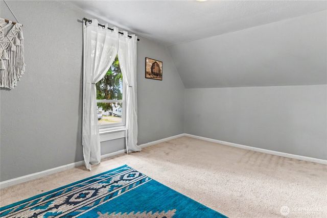 10443 SW 184th Avenue, Rochester, WA 98579