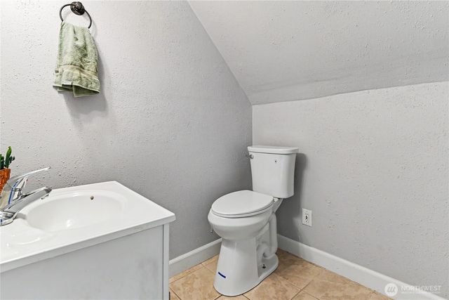 10443 SW 184th Avenue, Rochester, WA 98579