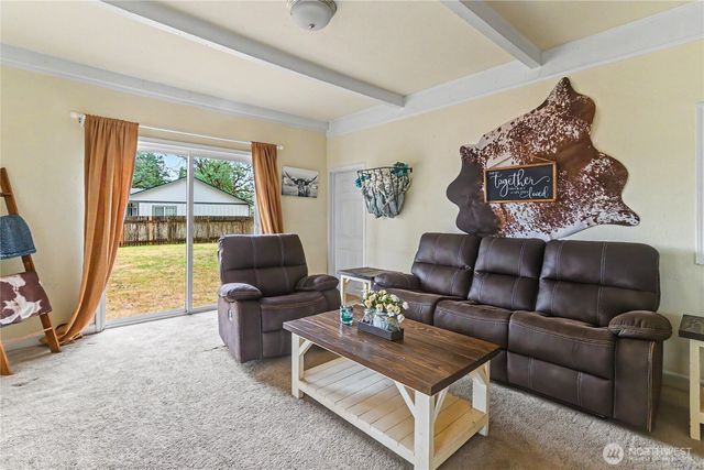 10443 SW 184th Avenue, Rochester, WA 98579