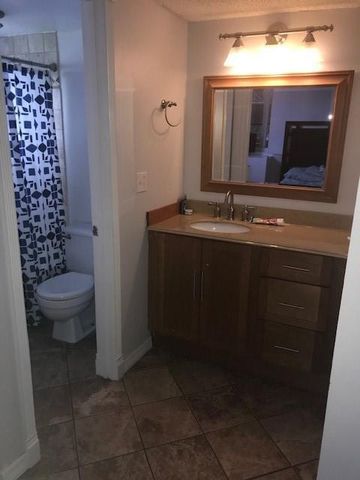 9480 Poinciana Place 310, Davie, FL 33324