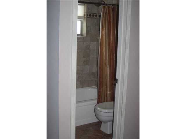9480 Poinciana Place 310, Davie, FL 33324