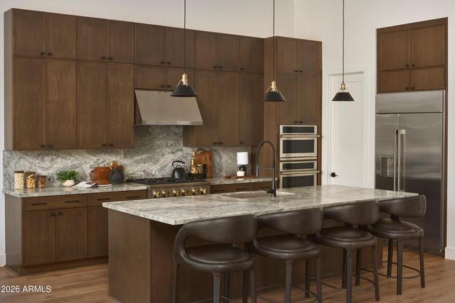 3709 E CONSTANCE Way, Phoenix, AZ 85042