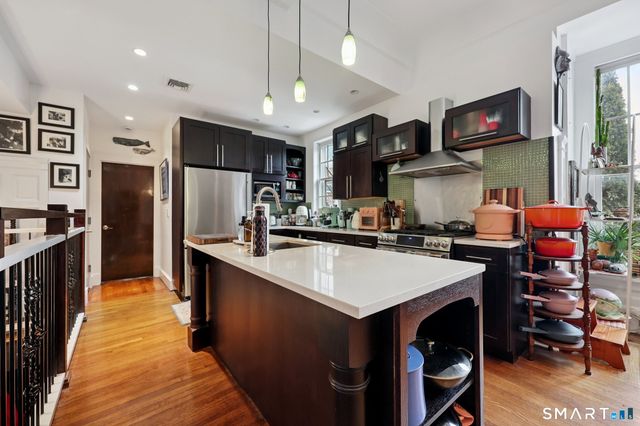 591 Orange Street 1, New Haven, CT 06511