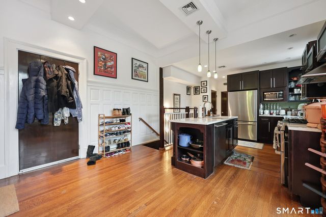 591 Orange Street 1, New Haven, CT 06511