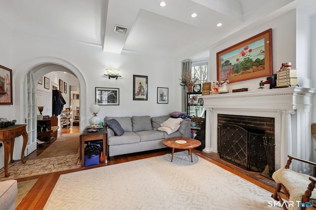 591 Orange Street 1, New Haven, CT 06511