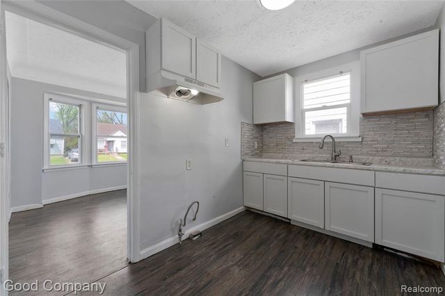12030 Winthrop Street, Detroit, MI 48227