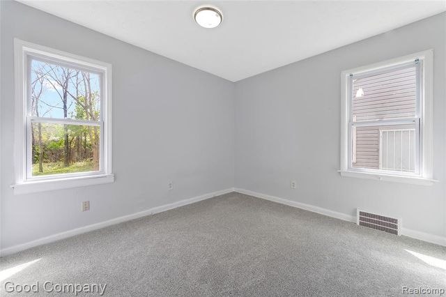 12030 Winthrop Street, Detroit, MI 48227