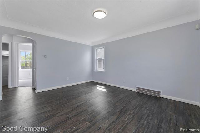 12030 Winthrop Street, Detroit, MI 48227