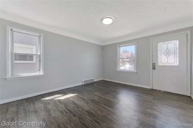 12030 Winthrop Street, Detroit, MI 48227