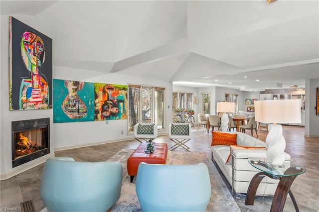 910 Idlewilde Heath Court, Winston-salem, NC 27106