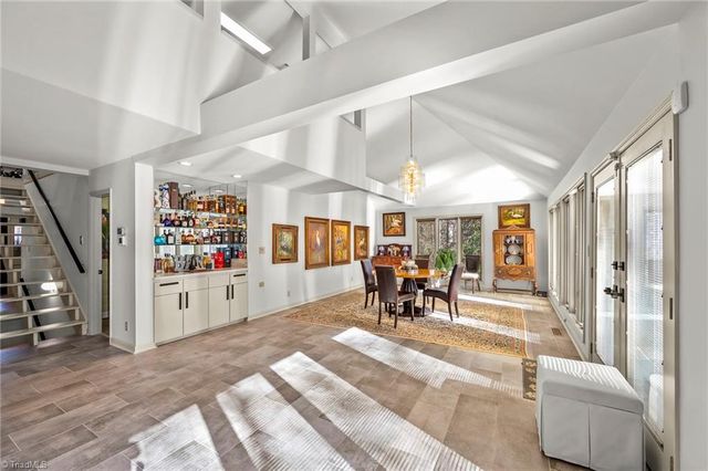 910 Idlewilde Heath Court, Winston-salem, NC 27106