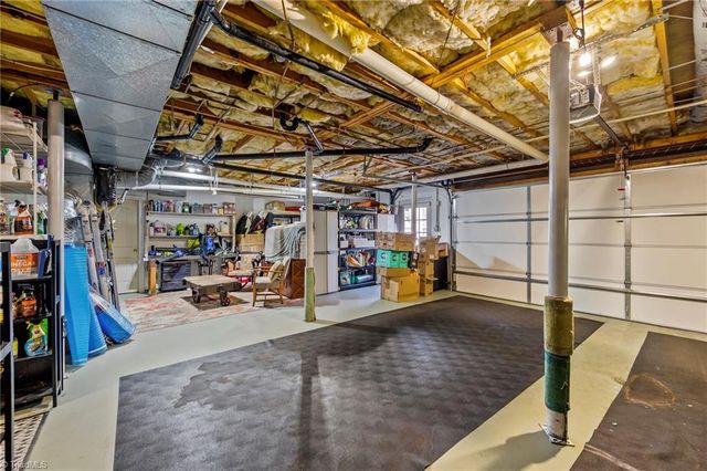 910 Idlewilde Heath Court, Winston-salem, NC 27106