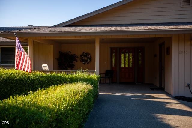 2990 S River Road, Grants Pass, OR 97527