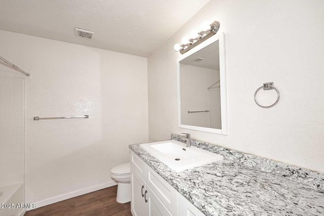 532 W 9th Street Apt 201, Mesa, AZ 85201