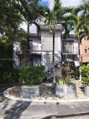 521 NE 62nd St 4, Miami, FL 33138