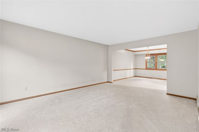 5532 Quail Run, North Olmsted, OH 44070