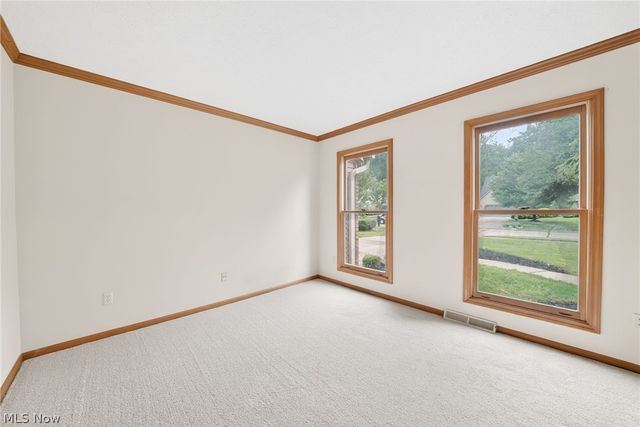 5532 Quail Run, North Olmsted, OH 44070
