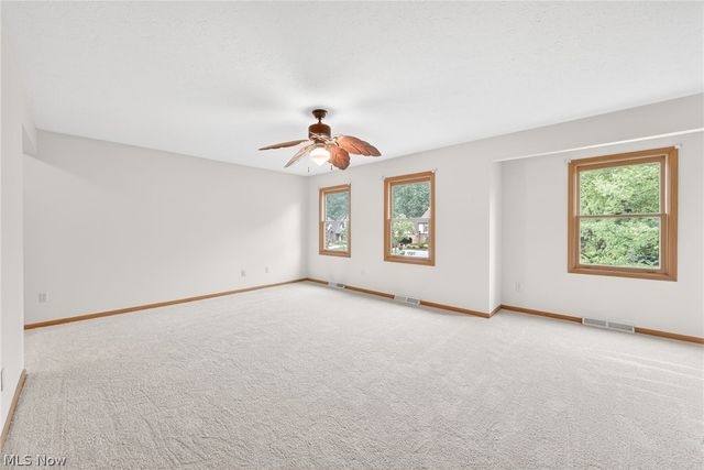 5532 Quail Run, North Olmsted, OH 44070